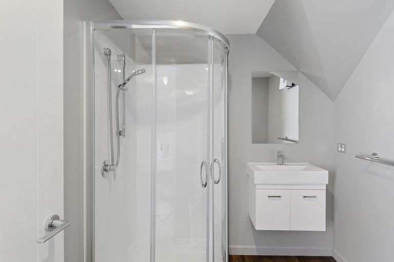 Photo of property in 31 Mount Pleasant Road, Mount Pleasant, Christchurch, 8081