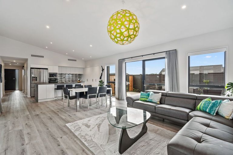 Photo of property in 23 William Gilbert Drive, Mangawhai, 0505