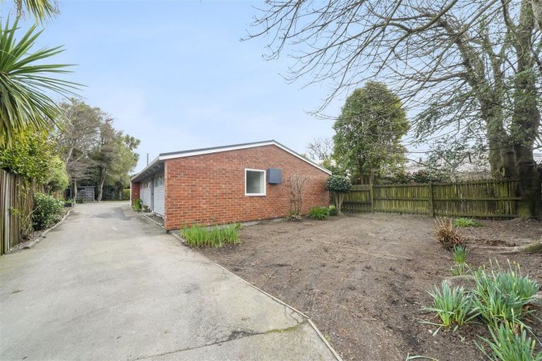 Photo of property in 65 Westburn Terrace, Burnside, Christchurch, 8041