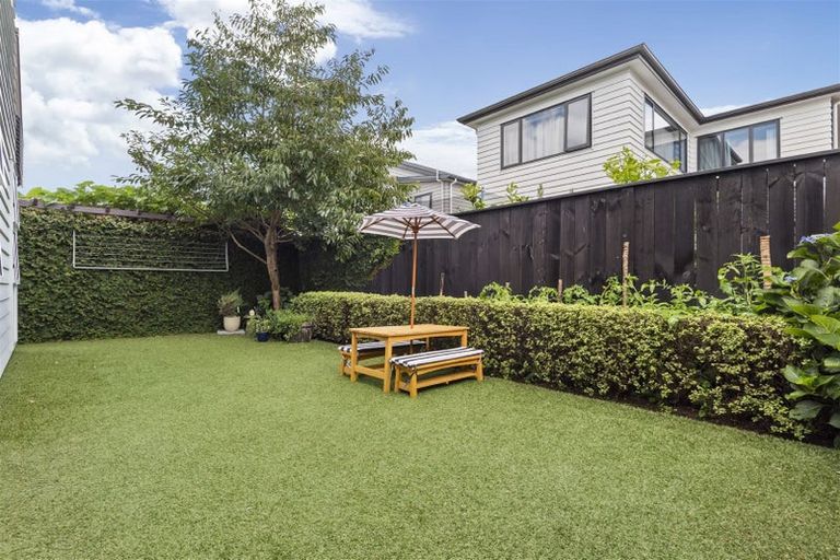 Photo of property in 30 Myland Drive, Hobsonville, Auckland, 0616