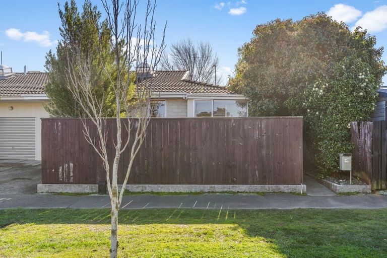Photo of property in 2/73 Lakewood Drive, Burwood, Christchurch, 8083