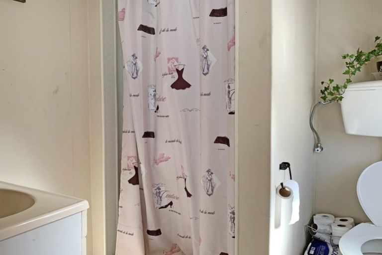 Photo of property in 5 Stuart Street, Owaka, 9535