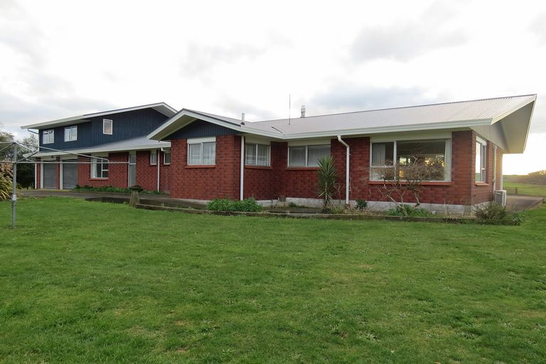 Photo of property in 138 Waimanu Road, Pukeatua, 3880
