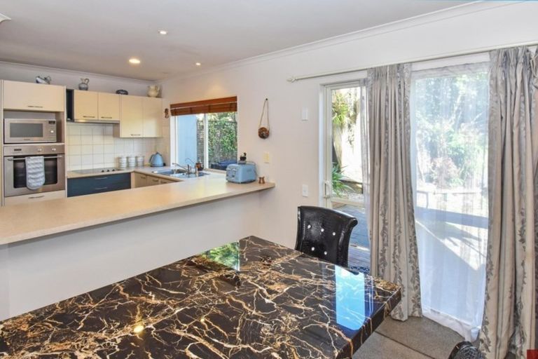 Photo of property in 45e Redoubt Road, Goodwood Heights, Auckland, 2105