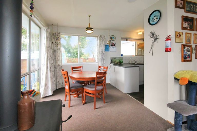 Photo of property in 17 Kiwi Street, Pahiatua, 4910