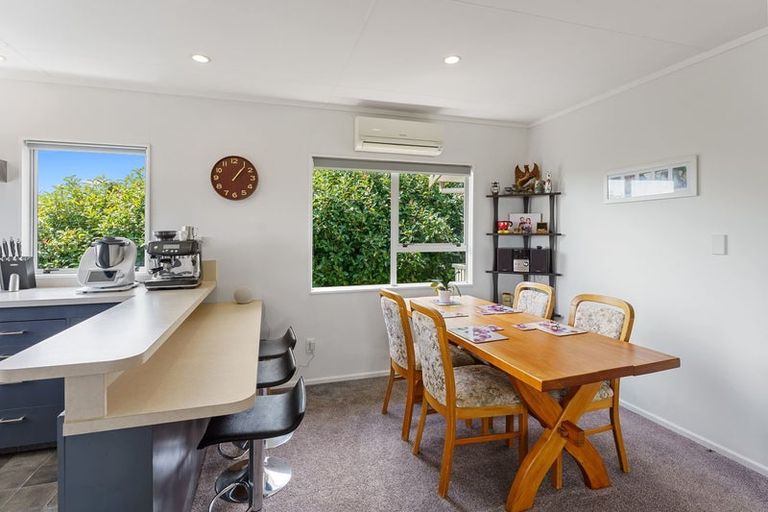 Photo of property in 83 Huia Street, Waikanae, 5036