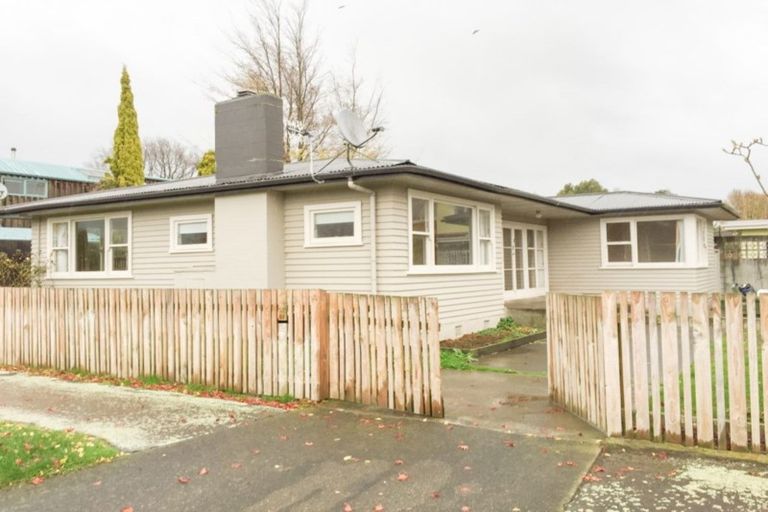 Photo of property in 44 Collingwood Street, Hokowhitu, Palmerston North, 4410