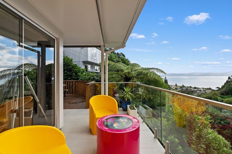 Photo of property in 57 Rona Street, Eastbourne, Lower Hutt, 5013