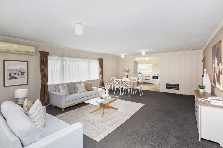 Photo of property in 1/5 Chokebore Place, Sockburn, Christchurch, 8042