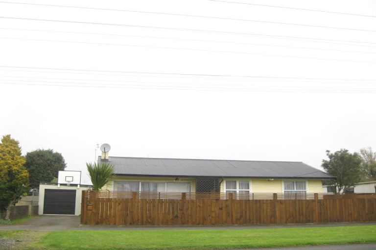 Photo of property in 53 Parris Street, Waitara, 4320