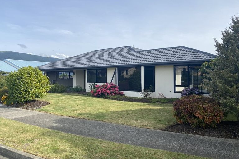 Photo of property in 5 Bremner Crescent, Stoke, Nelson, 7011