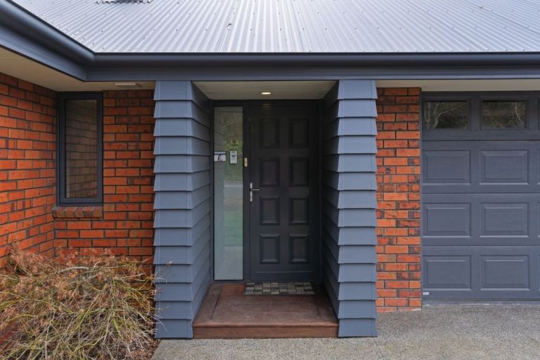 Photo of property in 160 Port Hills Road, Heathcote Valley, Christchurch, 8022