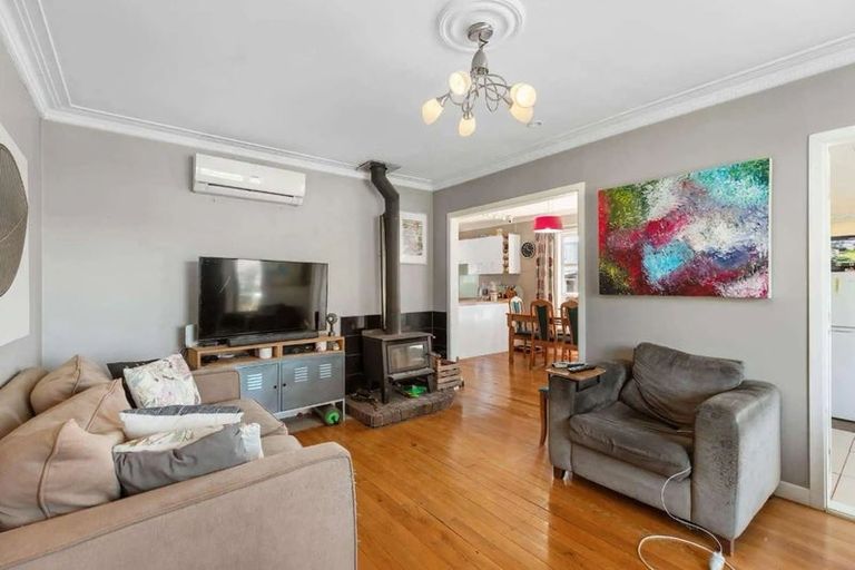 Photo of property in 4 Short Street, Papakura, 2110