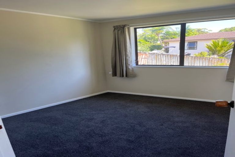 Photo of property in 1/30 Borich Road, Sunnyvale, Auckland, 0612