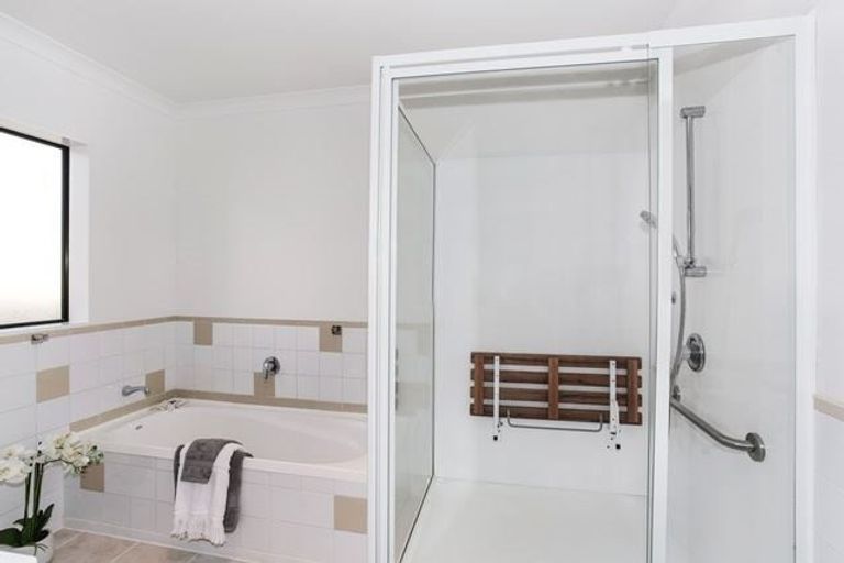 Photo of property in 26a Cameron Street, Papakura, 2110