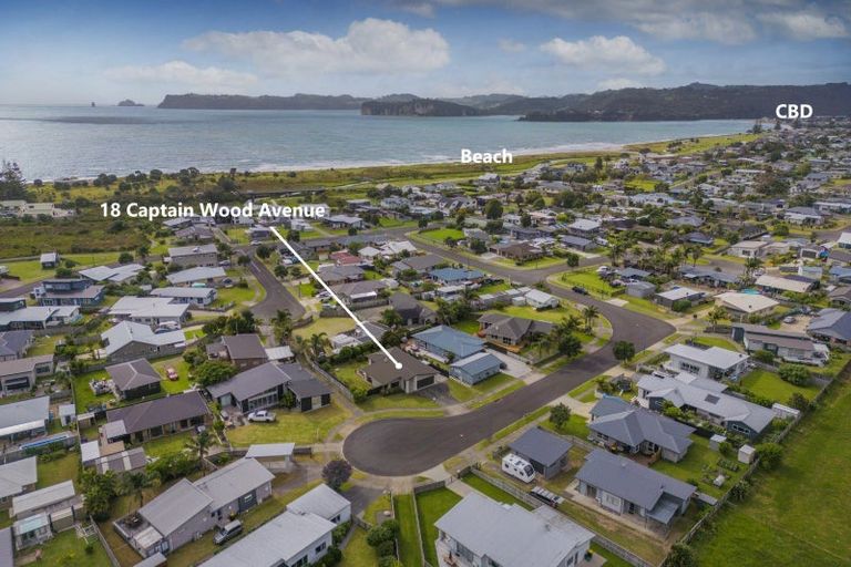 Photo of property in 18 Captain Wood Avenue, Whitianga, 3510