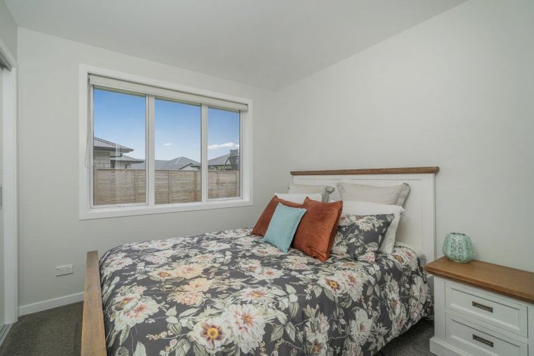 Photo of property in 7 Ronomor Place, Whitianga, 3510