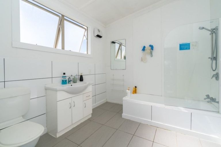 Photo of property in 42 Douglas Street, Saint Kilda, Dunedin, 9012