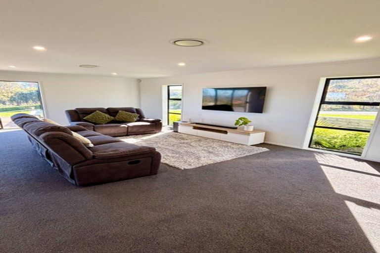 Photo of property in 18 Cracroft Drive, Putiki, Whanganui, 4500