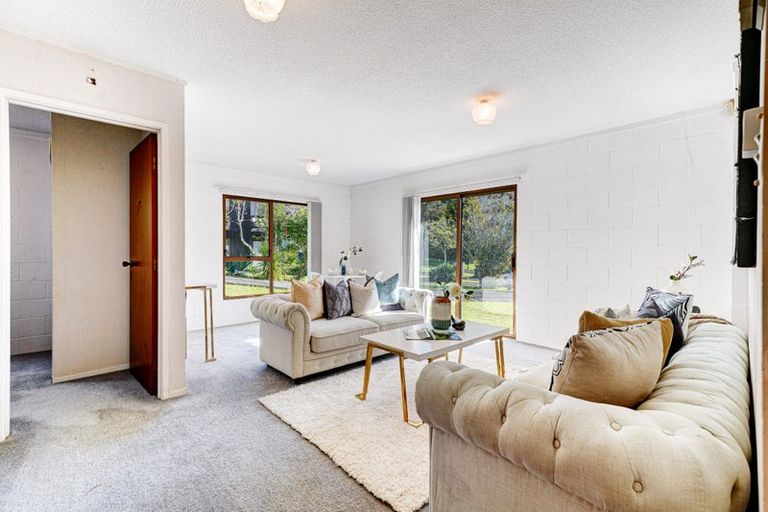 Photo of property in 18 Wisteria Way, Mairangi Bay, Auckland, 0630