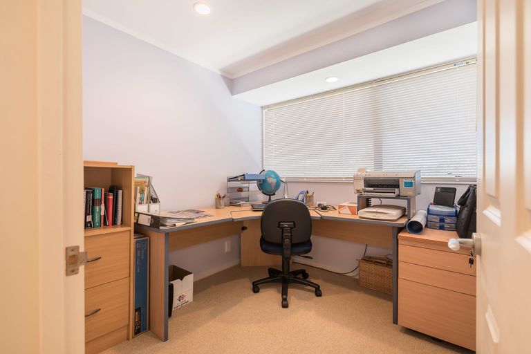 Photo of property in 54a Mcfadzean Drive, Blockhouse Bay, Auckland, 0600