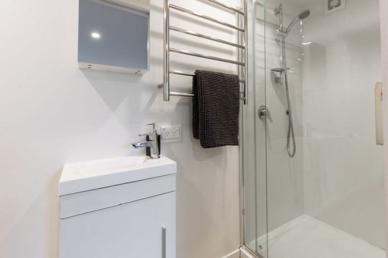 Photo of property in 73 Cotter Avenue, Arrowtown, 9302