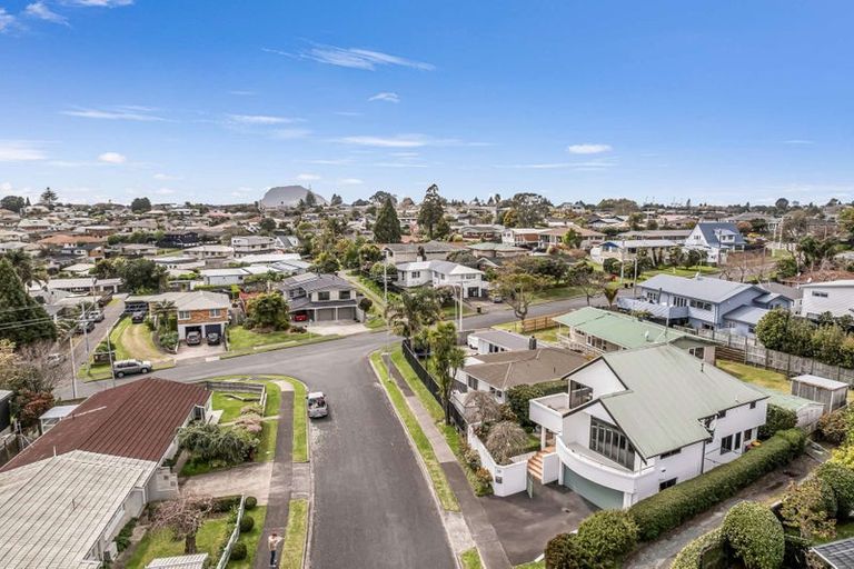 Photo of property in 2 Mahoe Street, Matua, Tauranga, 3110