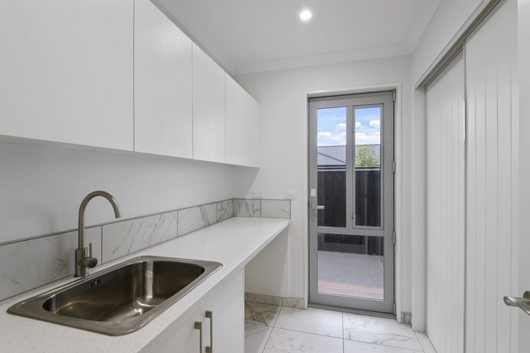 Photo of property in 73 The Esplanade, Pegasus, 7612