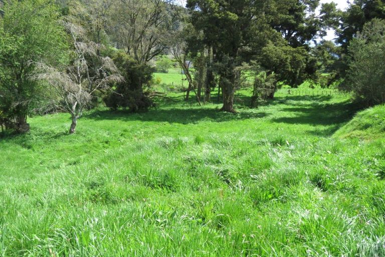 Photo of property in 108 Fairfax Street, Murchison, 7007