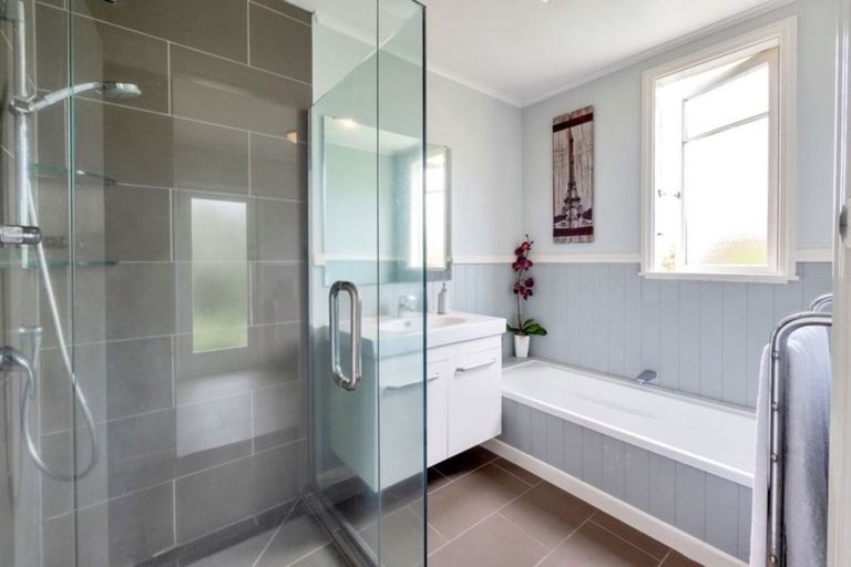 Photo of property in 13 Albert Street, Papakura, 2110