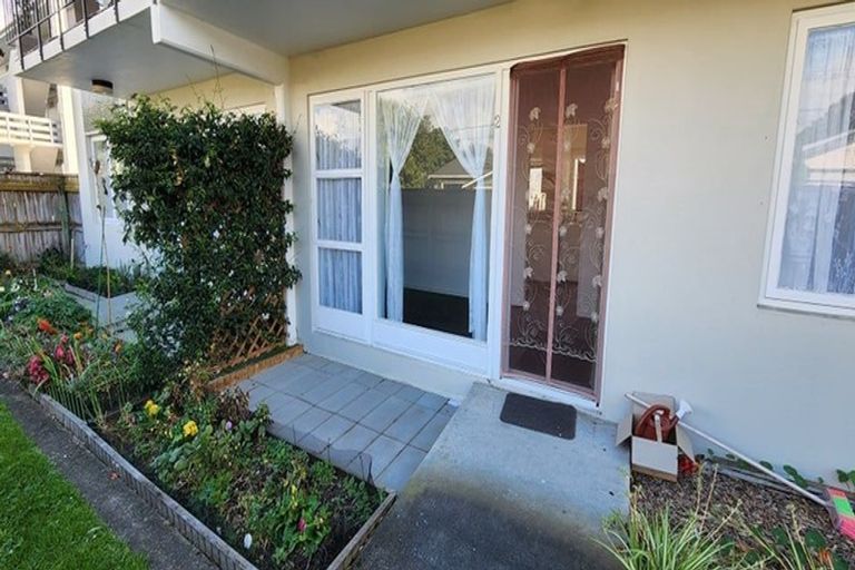 Photo of property in 2/25 Britannia Street, Petone, Lower Hutt, 5012
