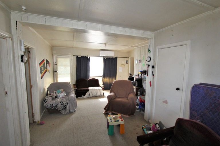 Photo of property in 17 Tay Street, Tokoroa, 3420