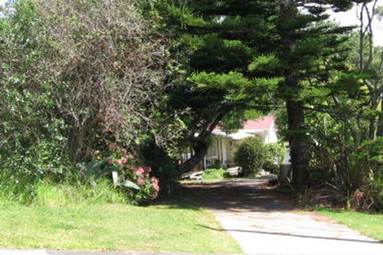 Photo of property in 33 Morton Avenue, Forrest Hill, Auckland, 0620