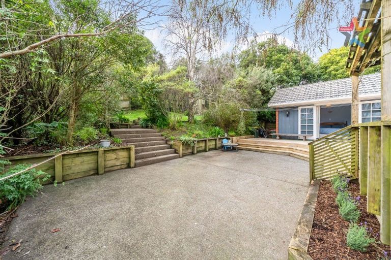 Photo of property in 81 Horoeka Street, Stokes Valley, Lower Hutt, 5019