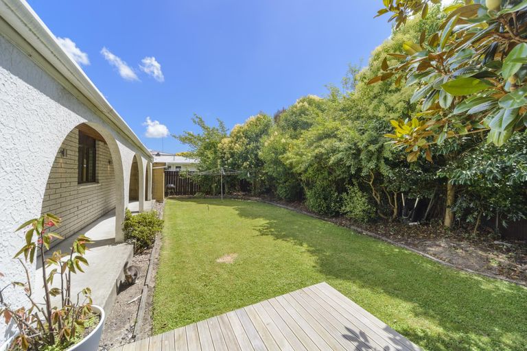 Photo of property in 395 College Street, Hokowhitu, Palmerston North, 4410
