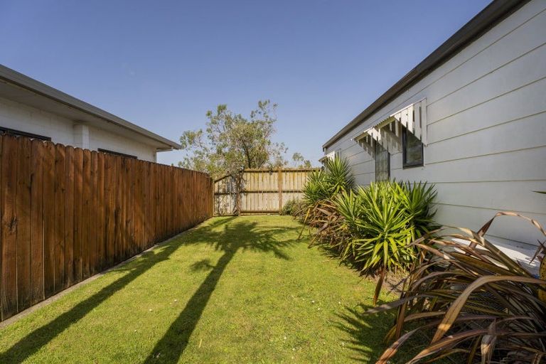 Photo of property in 5 Cholmondeley Crescent, Whitianga, 3510