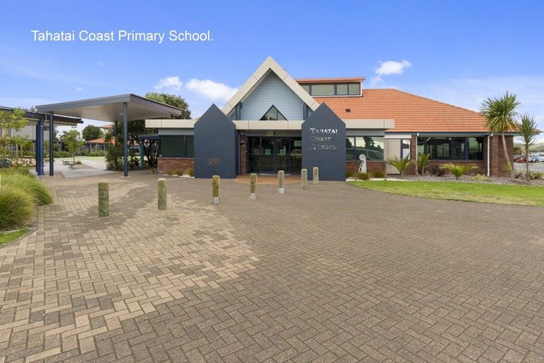 Photo of property in 19 Emery Place, Papamoa Beach, Papamoa, 3118