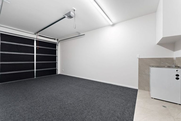 Photo of property in 30a Skua Road, Hobsonville, Auckland, 0616