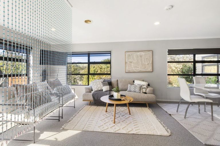 Photo of property in 61 Te Puia Drive, Aotea, Porirua, 5024