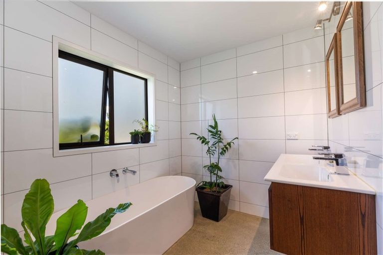 Photo of property in 73 Moon Ridge Close, Mangatawhiri, Pokeno, 2471