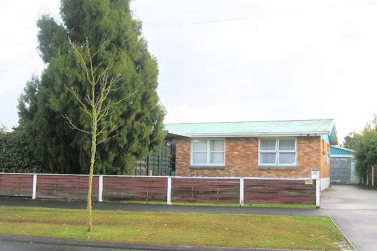 Photo of property in 96 Mount View Road, Melville, Hamilton, 3206