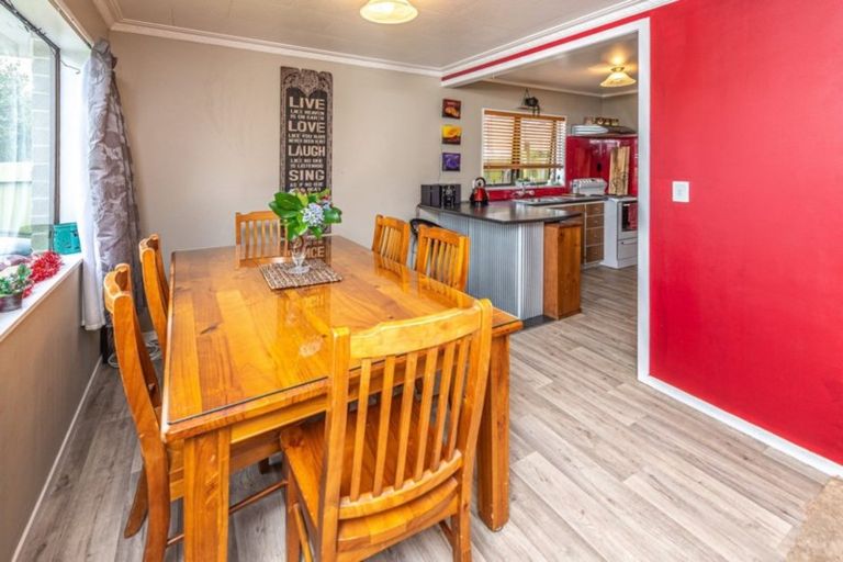 Photo of property in 10 Saunders Place, Gonville, Whanganui, 4501