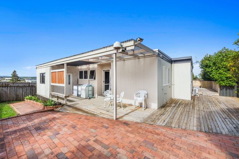 Photo of property in 6 Culver Terrace, Howick, Auckland, 2014