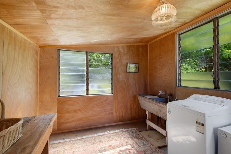 Photo of property in 2391 Homebush Road, Coalgate, 7673