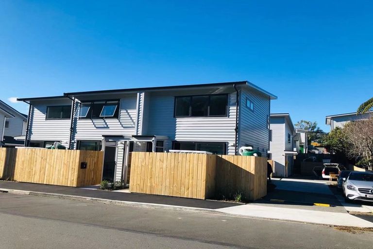 Photo of property in 49 Phillip Street, Johnsonville, Wellington, 6037