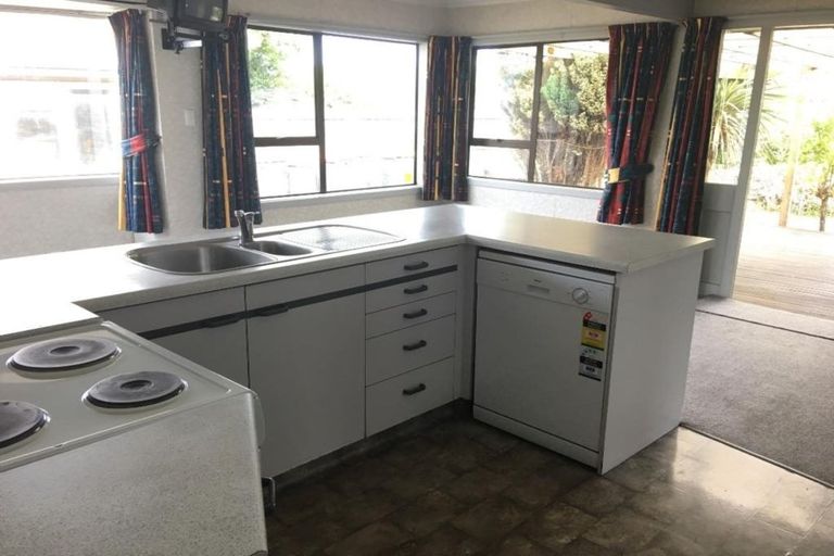 Photo of property in 401 Wairakei Road, Burnside, Christchurch, 8053