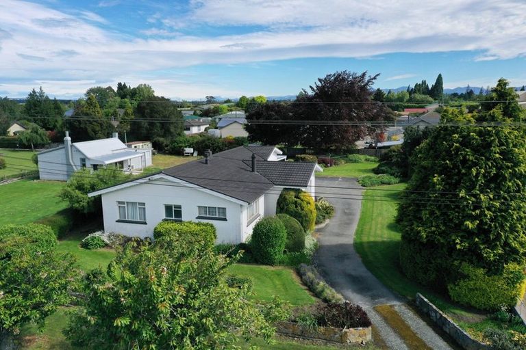 Photo of property in 37 York Road, Riversdale, 9776