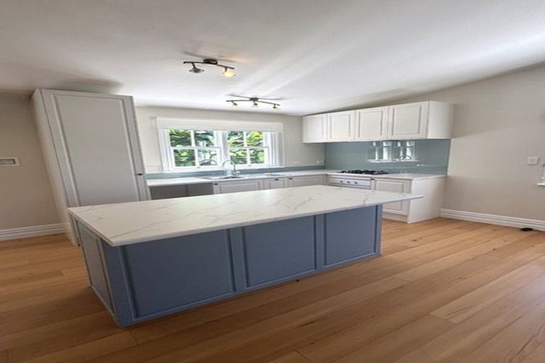 Photo of property in 36 James Mackie Road, Helensville, 0875