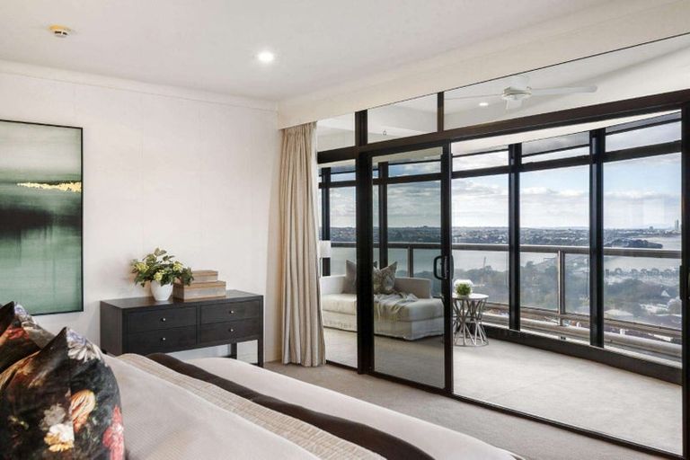 Photo of property in Shangri La Apartments, 10/97 Jervois Road, Herne Bay, Auckland, 1011