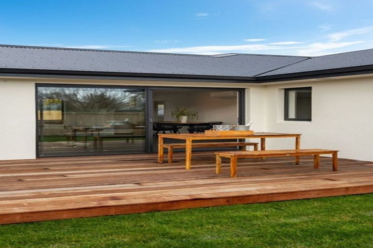 Photo of property in 2a Margate Street, Waihola, Milton, 9073